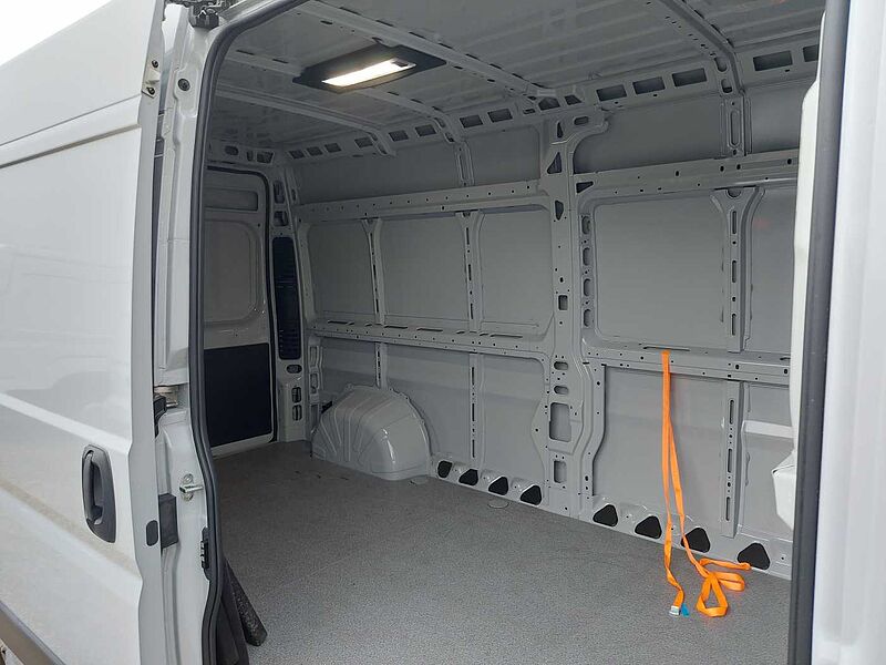 Fiat Ducato-e L4H2 (47-kWh)