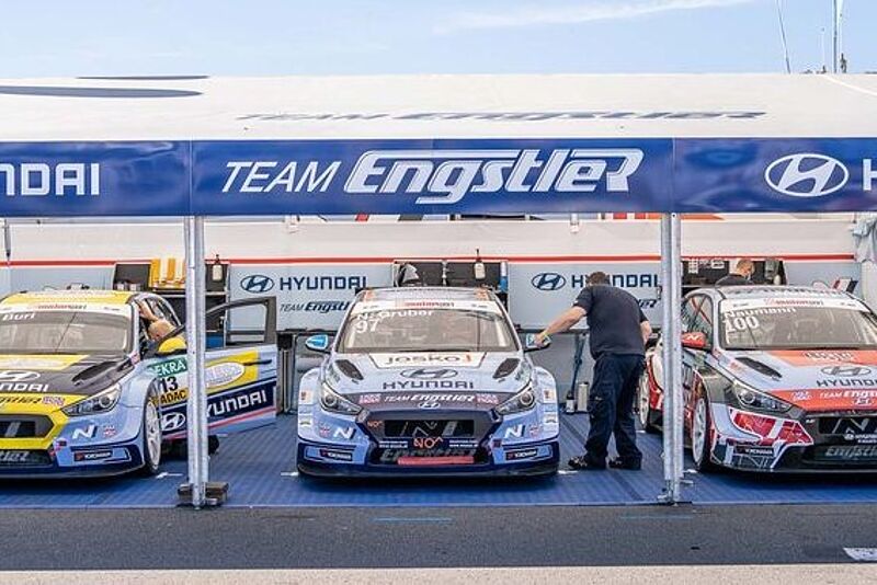 Hyundai Team Engstler verteidigt Titel in der ADAC TCR Germany