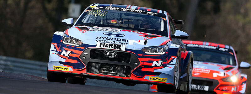 Hyundai Motorsport mit zwei TCR-Rennwagen bei den 24h Nürburgring